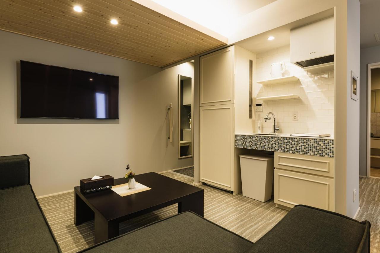 Grand Base Yakuin Odori Aparthotel ฟูกุโอกะ ภายนอก รูปภาพ