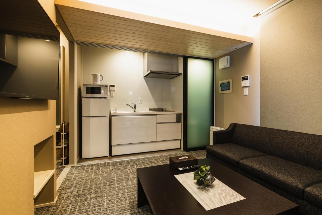 Grand Base Yakuin Odori Aparthotel ฟูกุโอกะ ภายนอก รูปภาพ
