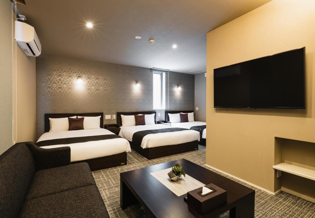 Grand Base Yakuin Odori Aparthotel ฟูกุโอกะ ภายนอก รูปภาพ
